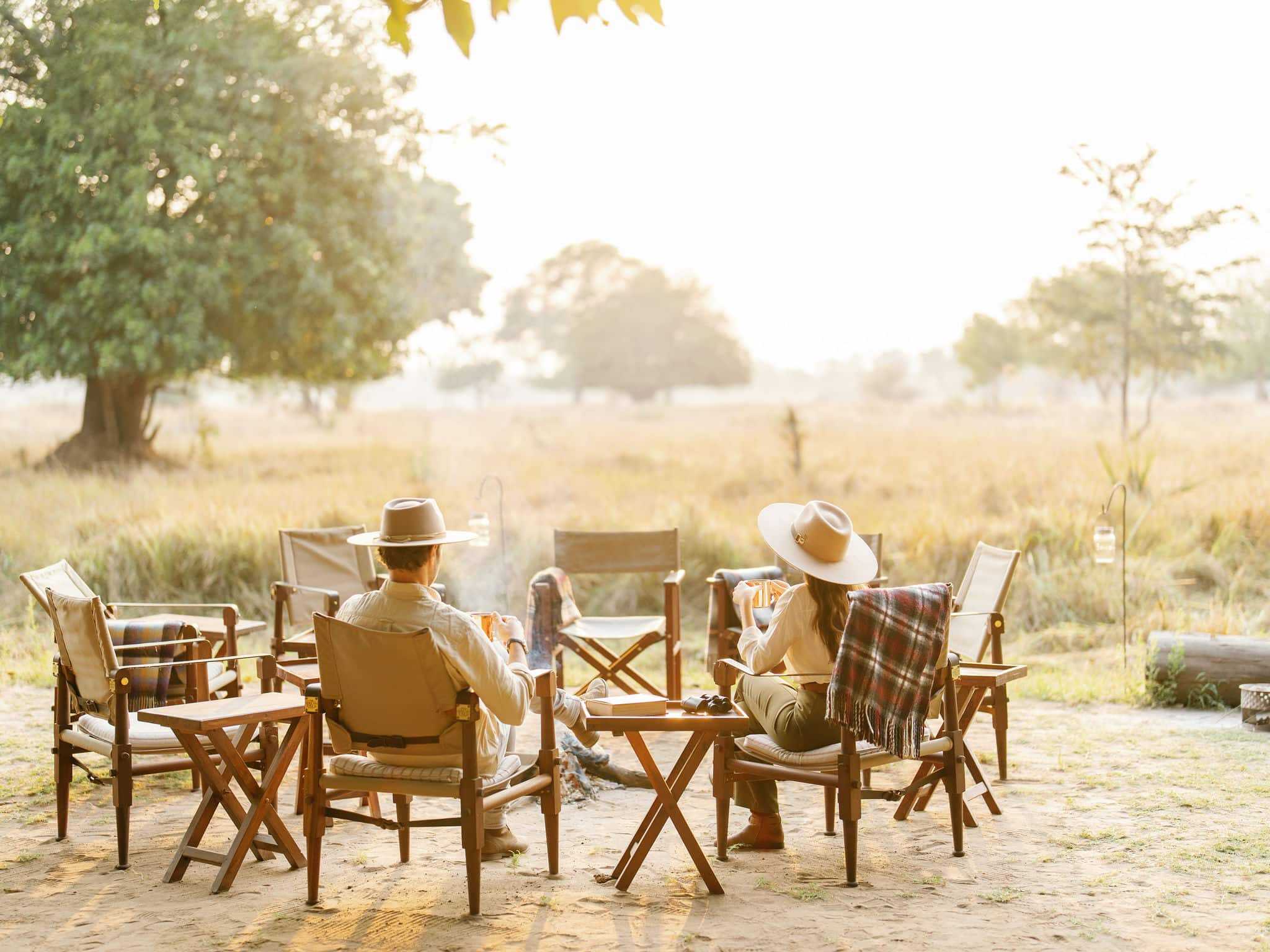 Breakfast_at_Camp_Time_&_Tide_Luwi_©_Oliver_Fly_Photography_15