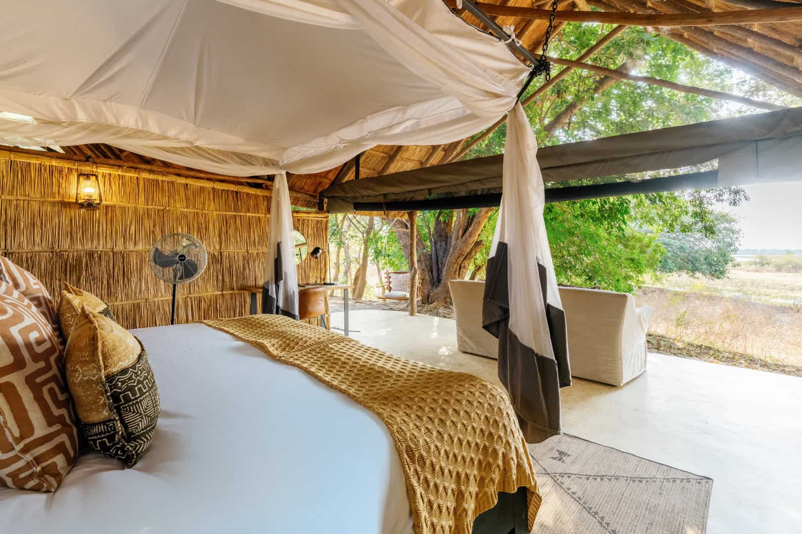 Zam­bia is Africa at its wild and rus­tic best