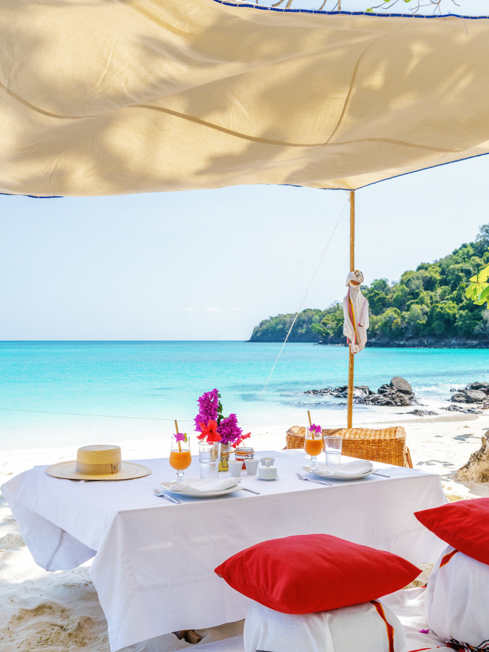 Nosy_Iranja_&_Lemur_Island_Tsara_Komba_©_Oliver_Fly_Photography_104