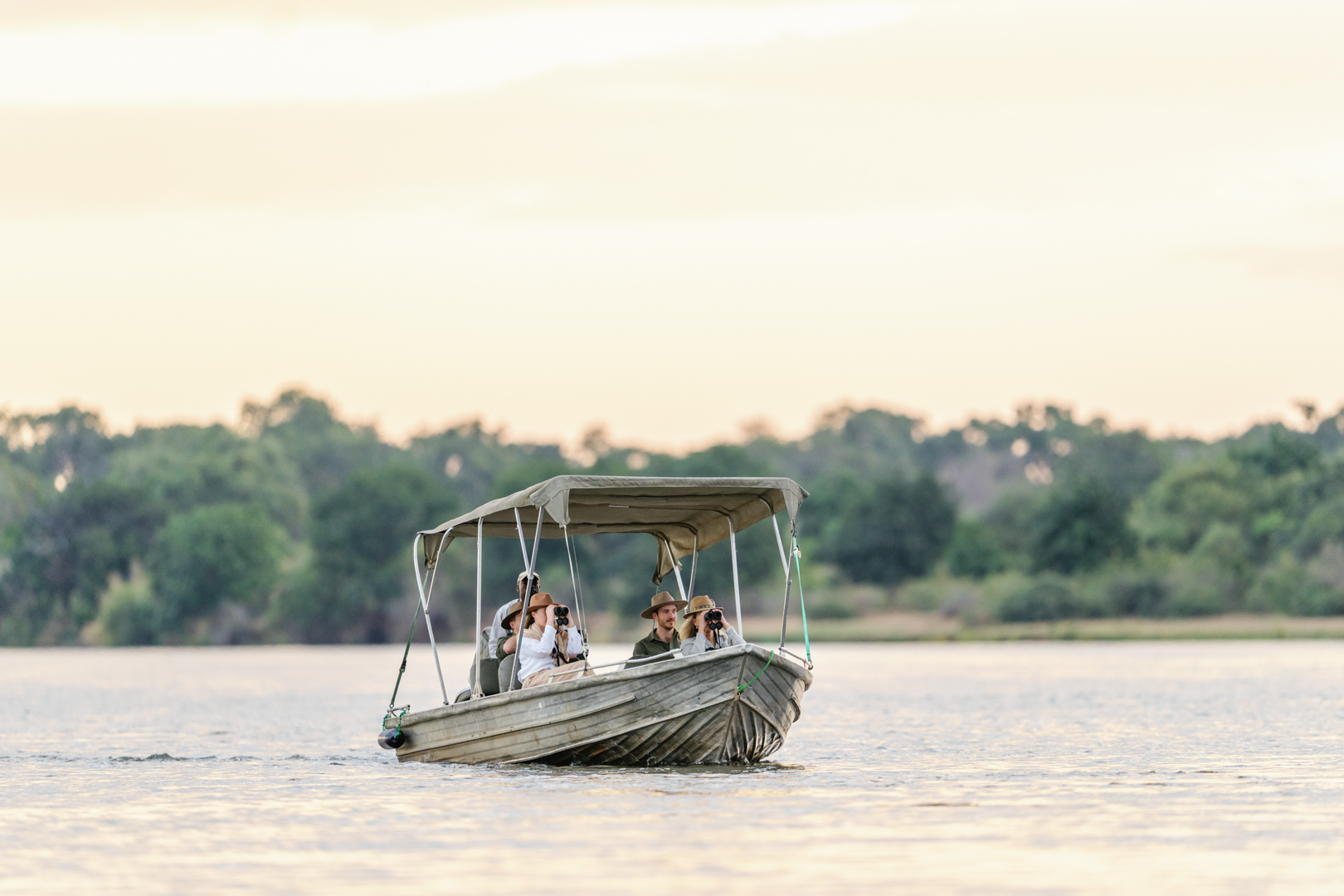Seasonal Boating safaris