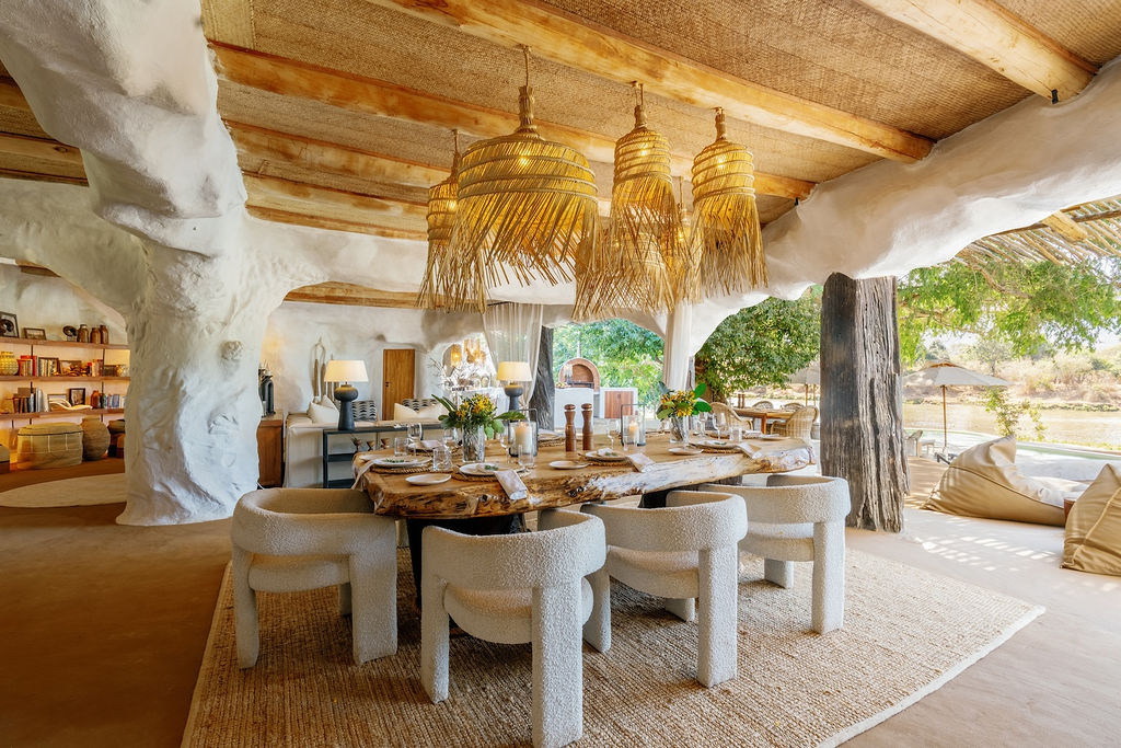 Safaris: First In: Chongwe House, Lower Zambezi, Zambia